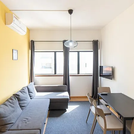 Spacious Porto
